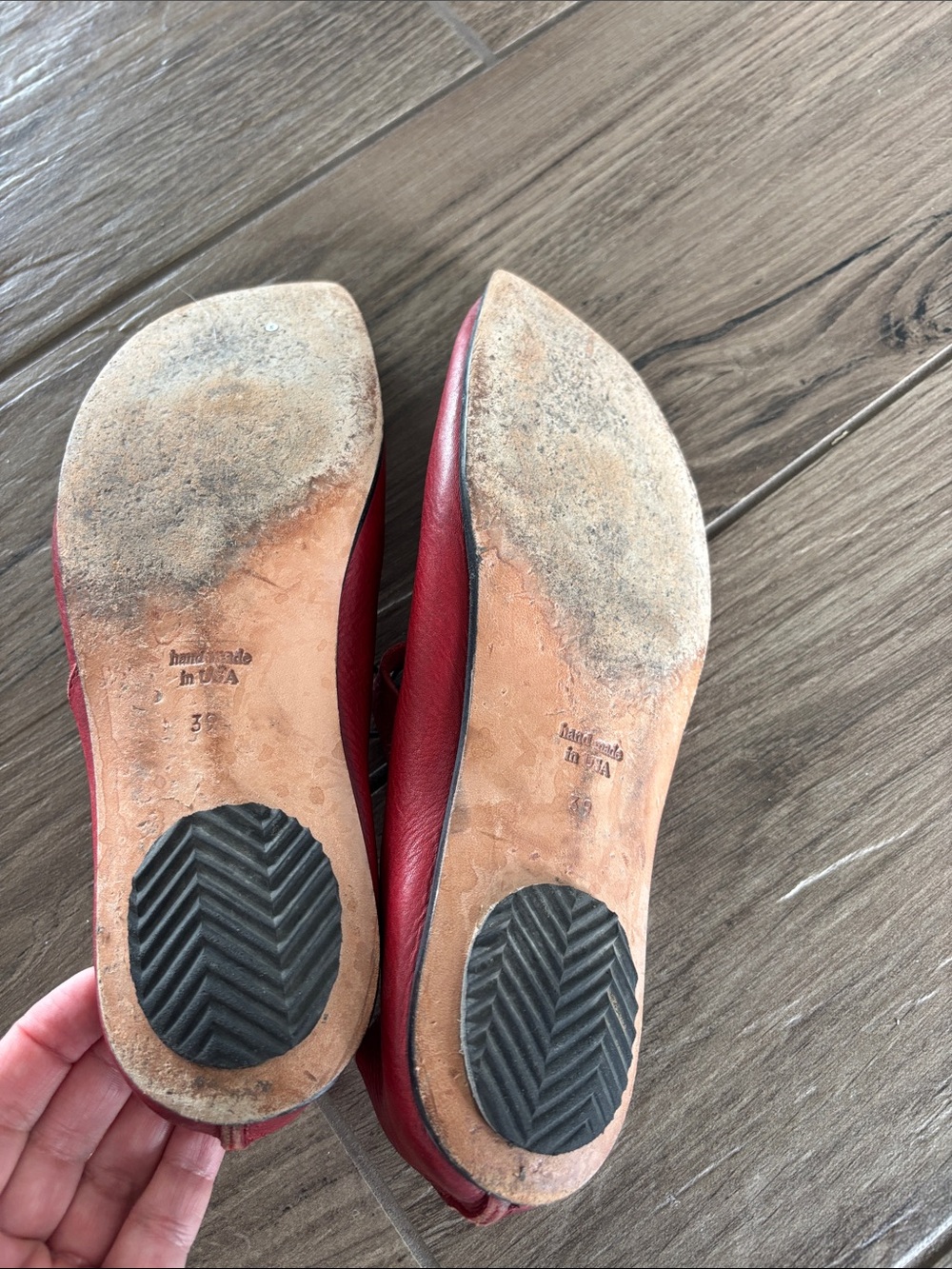 Cydwoq Red Leather Cutout Flats with Tie Accent - Picture 5 of 6